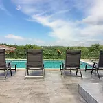 Vila Fjolla *