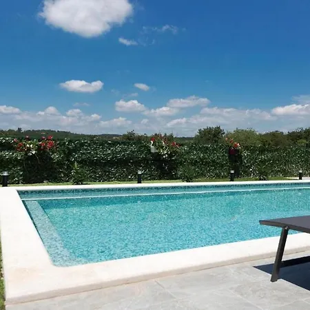 Fjolla * Labin (Istria)