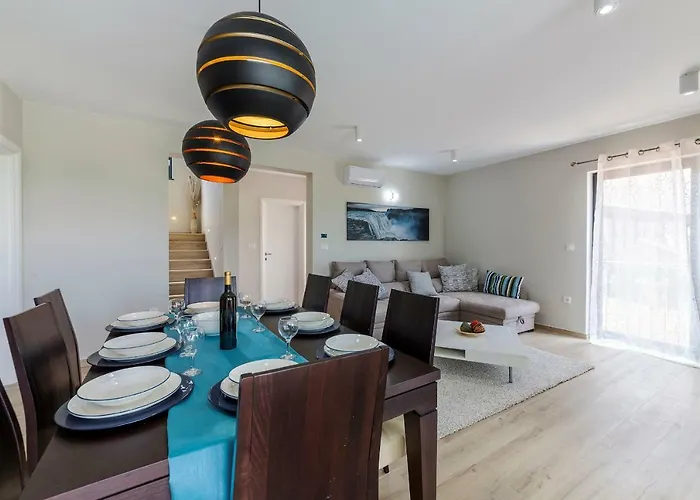 Fjolla * Labin (Istria)